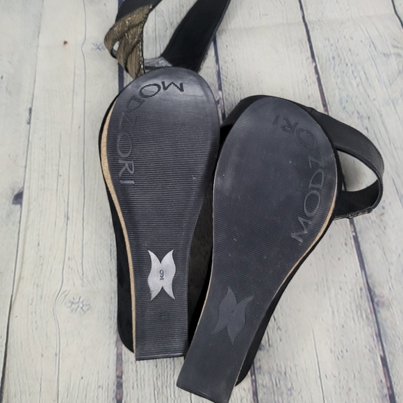 MODZORI | Zoey reversible metallic thong wedge slipon sandals - Picture 6 of 10